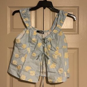 Sleeveless Top with Floral Design and Tie Front 100% cotton